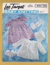 Lee Target - 4 Ply - 18" (45.50cm) - Design No.9053 - Baby`s Set - Knitting Pattern