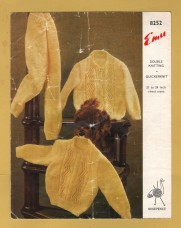 Emu - DK & QK - 21-24" (53-61cm) - Design No.8252 - Jumper,Cardigan & Trews - Knitting Pattern