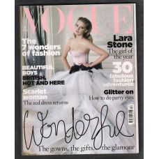 Vogue - December 2009 - 12 Whole No.2537 - Vol.175 - 300 Pages - Lara Stone Cover - The Conde Nast Publications Ltd