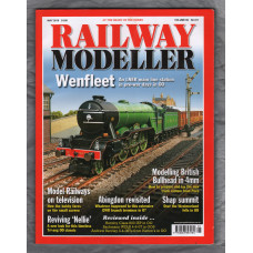 Railway Modeller - Vol 69 No.811 - May 2018 - `Wenfleet. An LNER main line station in pre-war days in 00` - Peco Publications