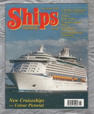 Ships Monthly - November 2000 - Vol 35 - No.11 - `Steam Versus Diesel Engines` - Link House Magazines