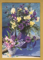 `WOMAN and HOME - Styled by Carolyn Bailey, Photography by Debbie Patterson`- Postally Unused - WOMAN and HOME. Postcard.