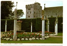 `Queen`s Beasts, St Donats Castle` - Postally Used - Glamorgan Federation of Women`s Institutes Postcard