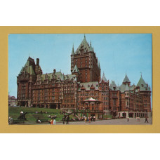 `Chateau Frontenac, terrasse Dufferin, a Quebec` - Postally Unused - Lusterchrome Postcard