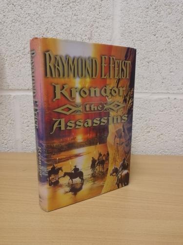 `Krondor The Assassins` - Raymond E. Feist - Hardback with Dust Jacket - BCA (Book Club) - 1999 - CN5943