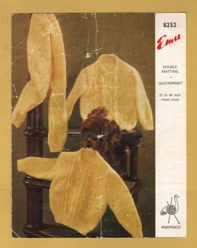 Emu - DK & QK - 21-24" (53-61cm) - Design No.8252 - Jumper,Cardigan & Trews - Knitting Pattern