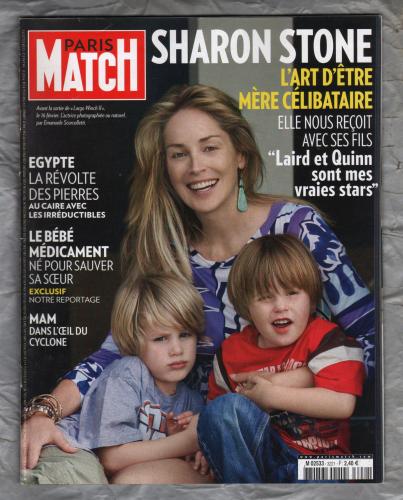 Paris Match (French Language) - 10th/16th February 2011 - Number 3221 - `Sharon Stone, L`Art `Etre Mere Celibataire...` - Published by Hatchette Filipacchi Associes
