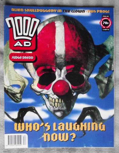 `2000 A.D. Featuring Judge Dredd` - 13th May 1994 - Prog No.887 - `Who`s Laughing Now?`.