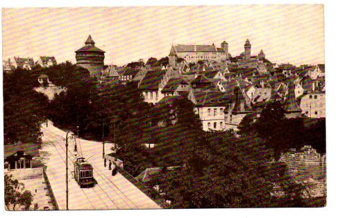 `Nurnberg, Hallertorpanorama` - Postally Unused - Serz & Co. Postcard