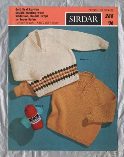 Sirdar - For Boy or Girl Ages 2 and 4 Years - 22-24" (56-61cm) - Design No.285 - Raglan Sweaters - Knitting Pattern
