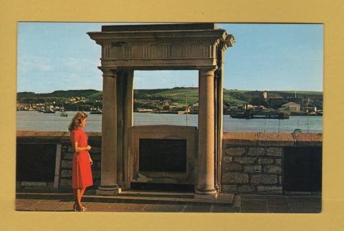 `Mayflower Stone, Plymouth` - Postally Unused - Plastichrome Postcard