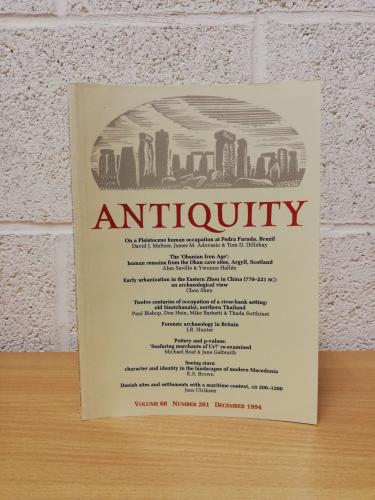 Antiquity - A Quarterly Review of Archaeology - `Henry Wills: Archaeological Aspects of D-Day - Operation Overlord` - Vol.68 Issue 261 - December 1994 - Softcover - Antiquity Publications