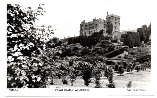 `WPL 25 Powis Castle, Welshpool` - Postally Unused - Frith`s Postcard.