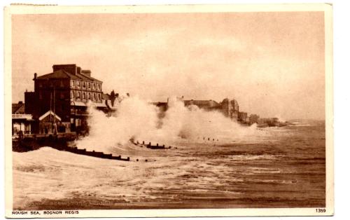 `Rough Sea, Bognor Regis` - Postally Used - Bognor Regis 12 July 1954 Sussex  Postmark - Shoesmith & Etheridge Postcard