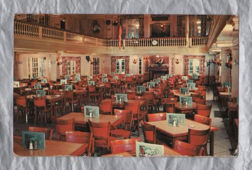 `Pieroni`s Restaurant and Hotel`- Boston - Postally Used - Boston August 27 1958 Postmark with Slogan - Lusterchrome Postcard